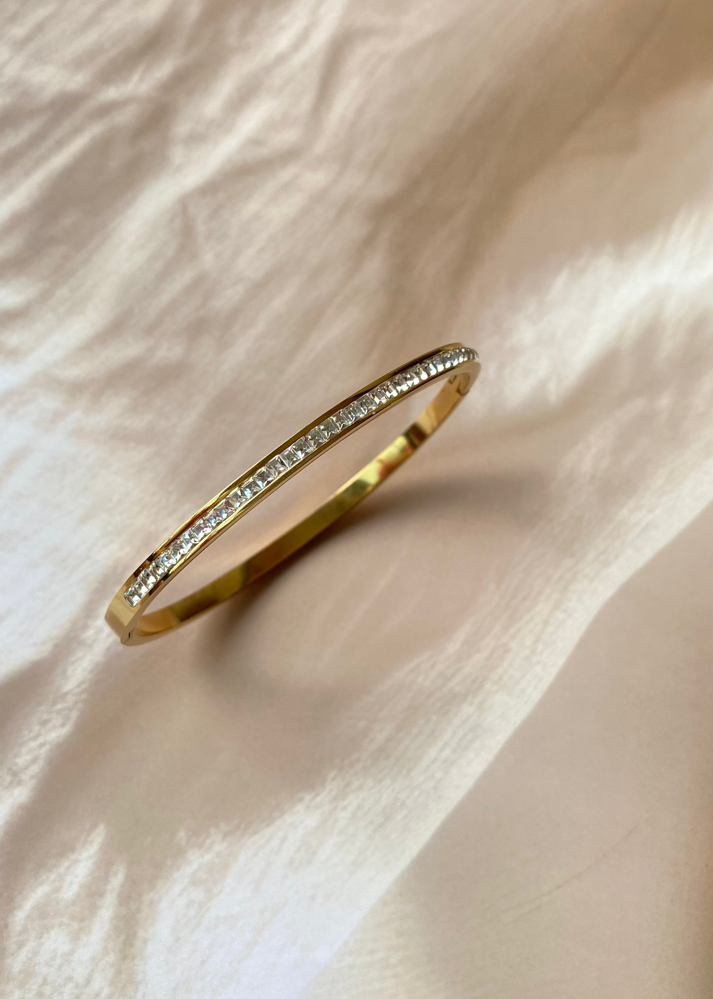 18K Gold-Plated Stone-Studded Bangle