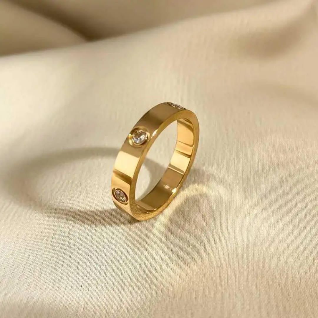Icon Band Ring