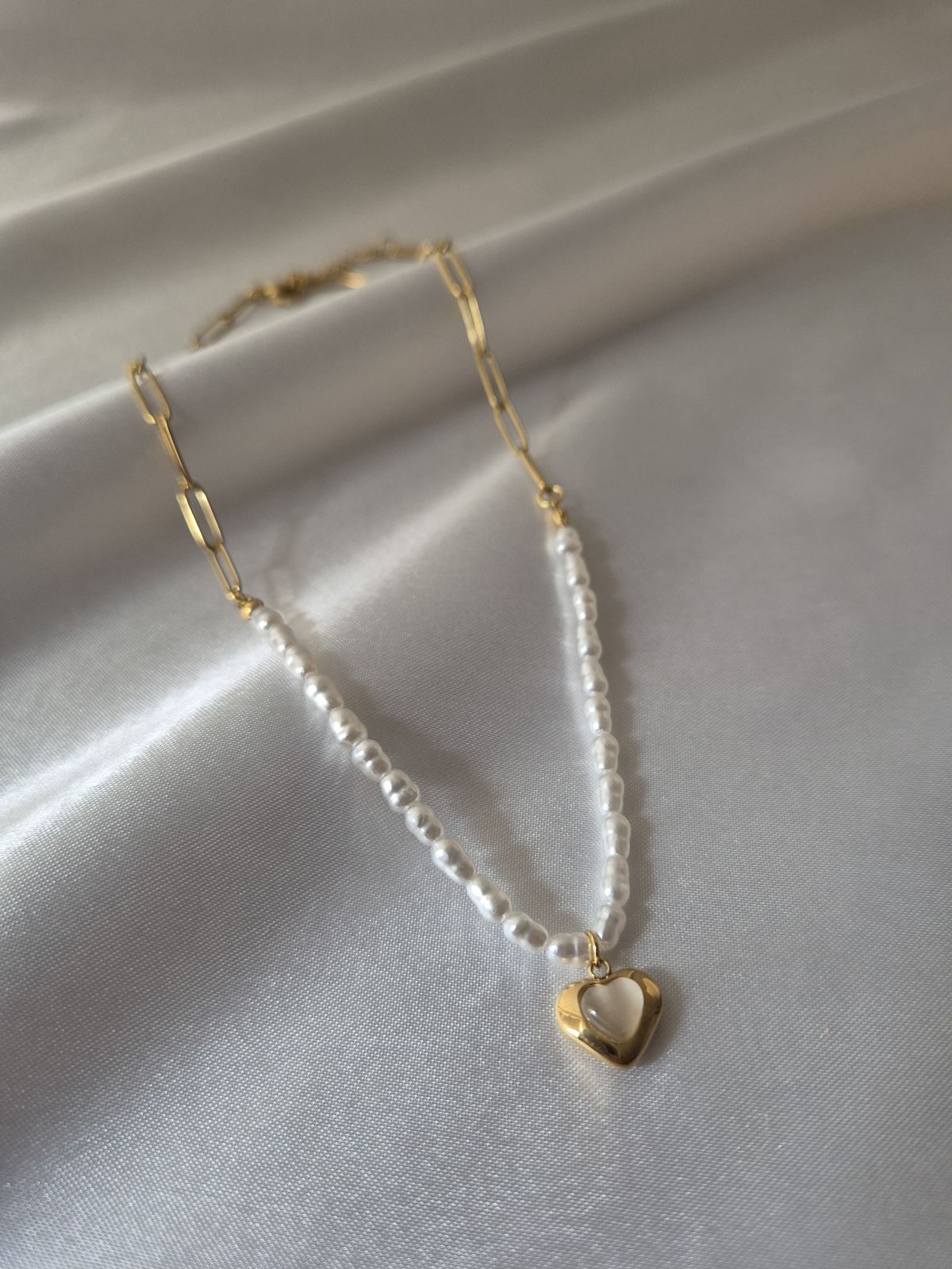 Amora Pearl Necklace