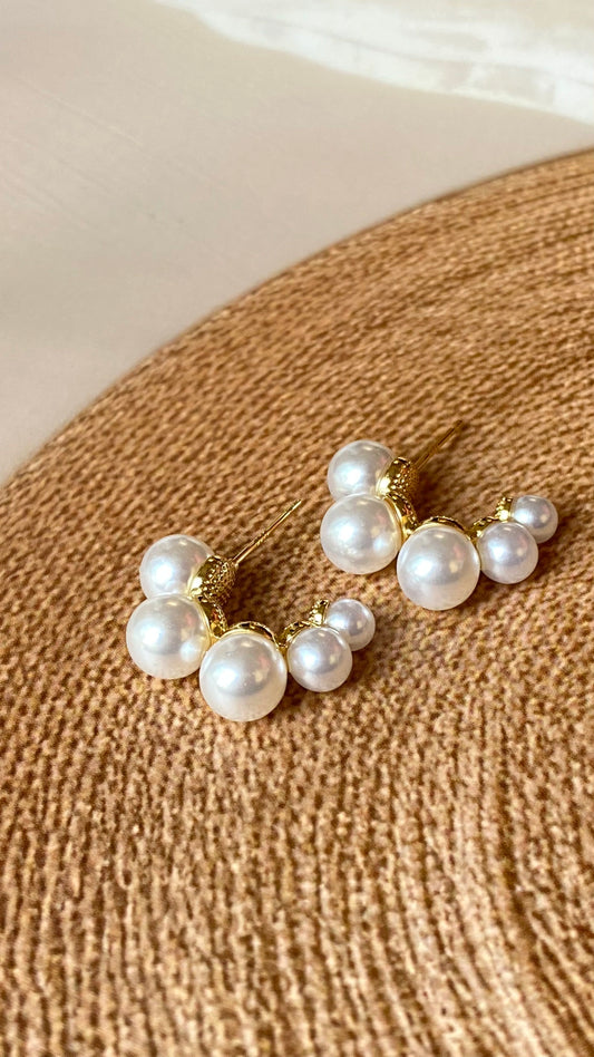 Pearl Cluster Stud Earrings