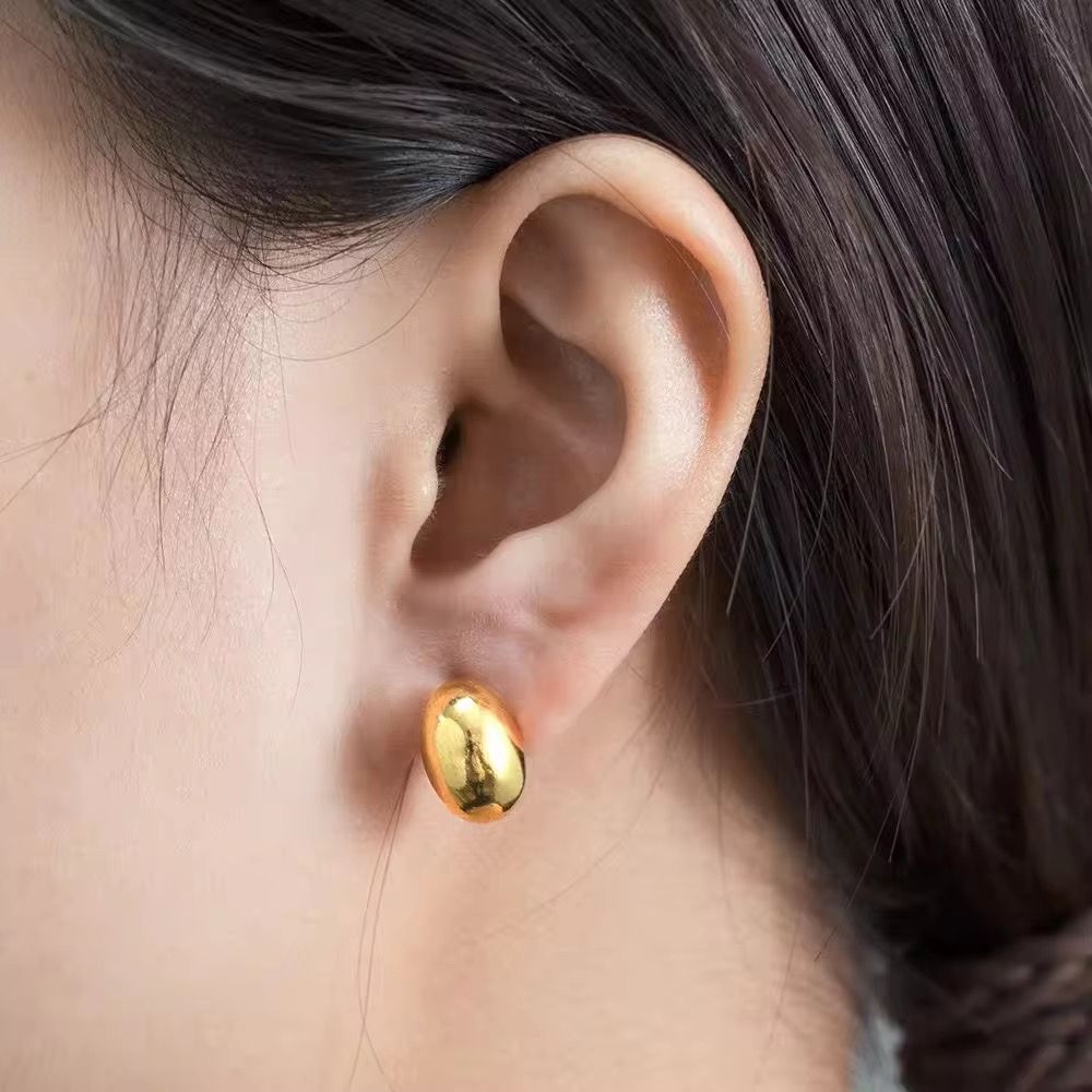 Oval Stud Earrings
