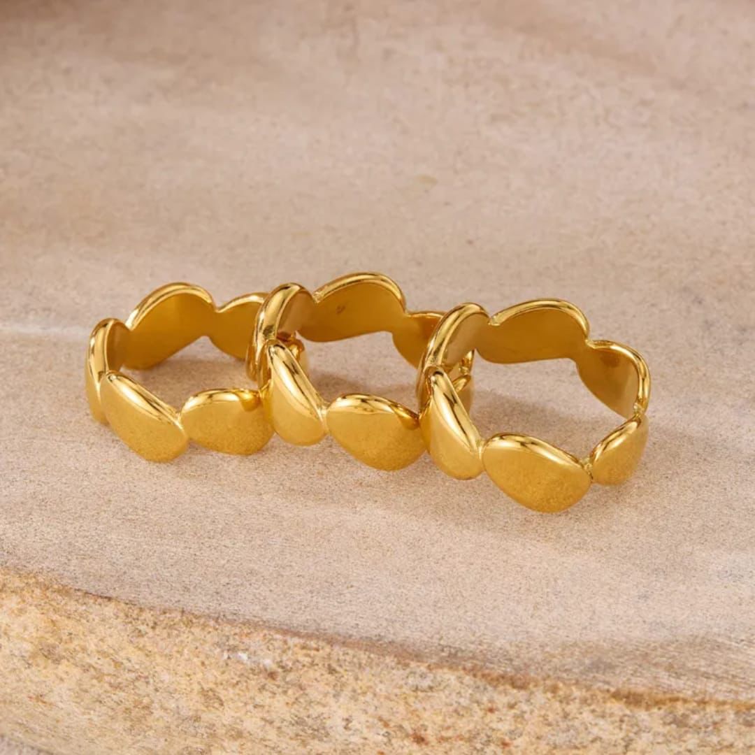 Pebble Link Gold Ring